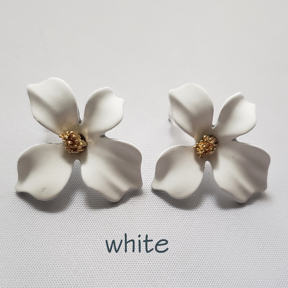 1" Flower Earrings - Picture 2 of 8